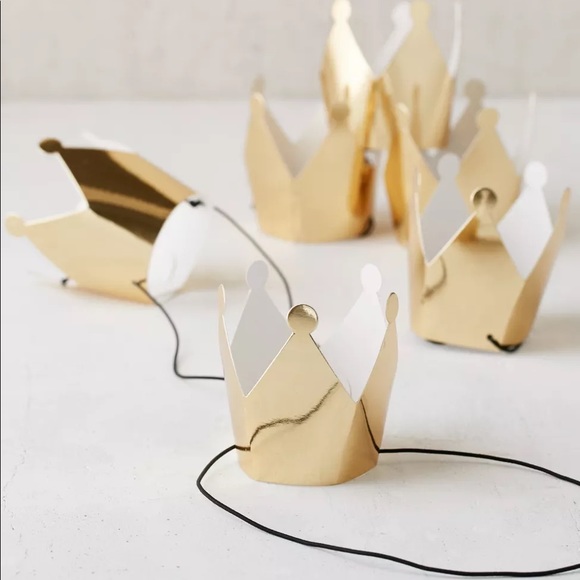 URBAN OUTFITTERS Mini Party Crowns Set GOLD NEW birthdays special occasions - Picture 2 of 5